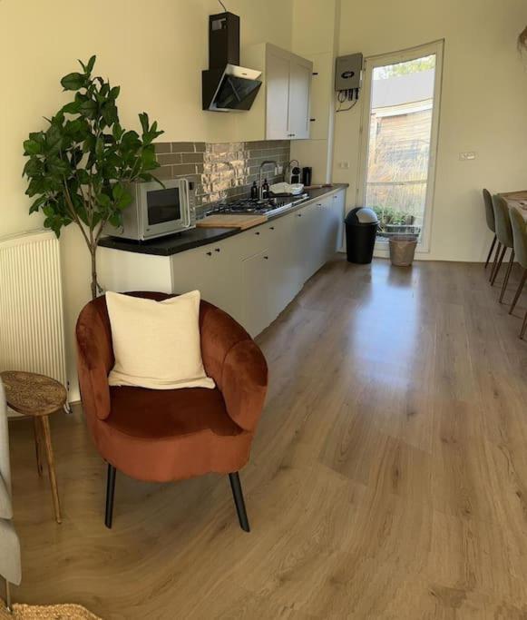 Family House With Garden & Jacuzzi & Sauna Near Amsterdam Vijfhuizen エクステリア 写真