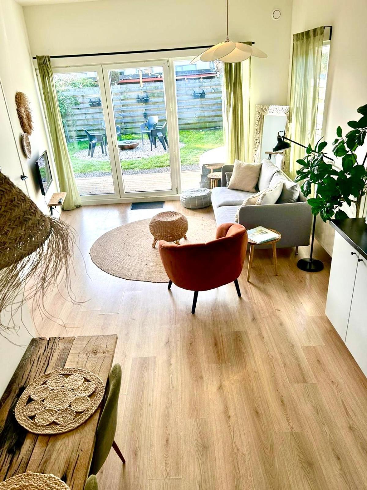 Family House With Garden & Jacuzzi & Sauna Near Amsterdam Vijfhuizen エクステリア 写真