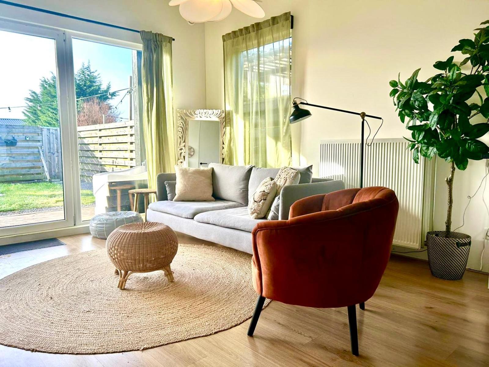Family House With Garden & Jacuzzi & Sauna Near Amsterdam Vijfhuizen エクステリア 写真